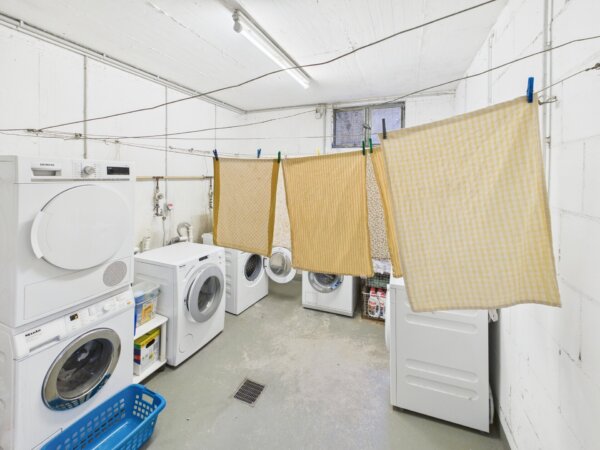 gepflegter Waschraum