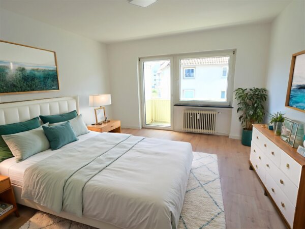 lichtdurchflutetes Wohn- und Schlafzimmer