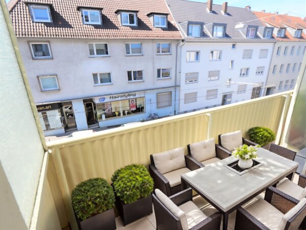 sonniger Balkon