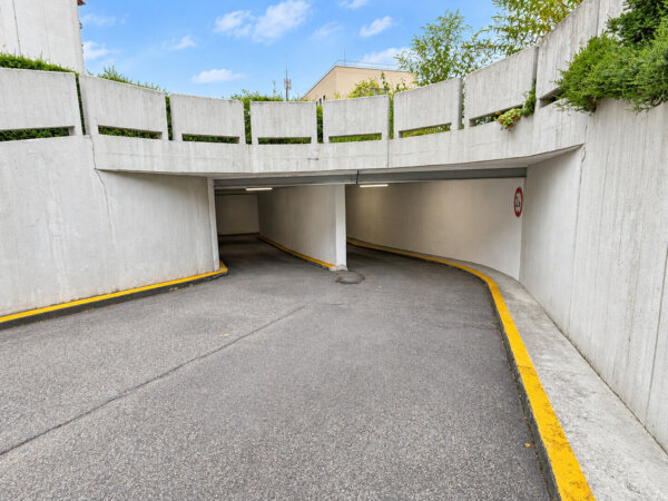 Die Garageneinfahrt