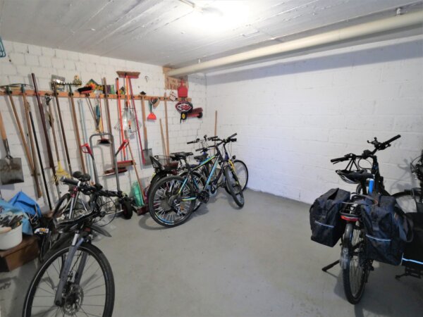 separater Fahrradabstellraum