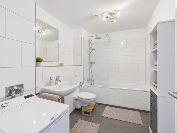 modernes Badezimmer