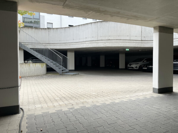 Tiefgaragenstellplatz