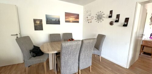 Helle 2-Zimmer-Wohnung mit 2 Balkonen und Blick ins Grüne