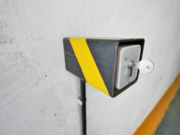 elektronisch gesicherter Eingang