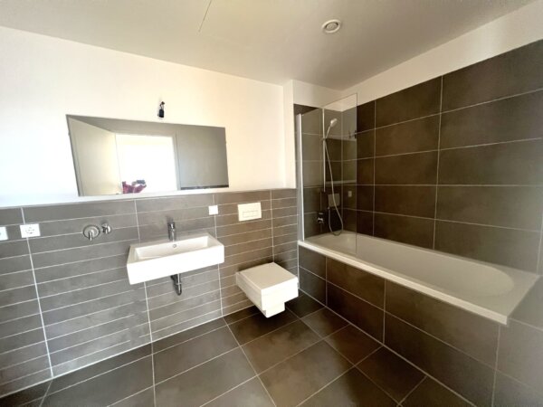 Bad mit Wanne