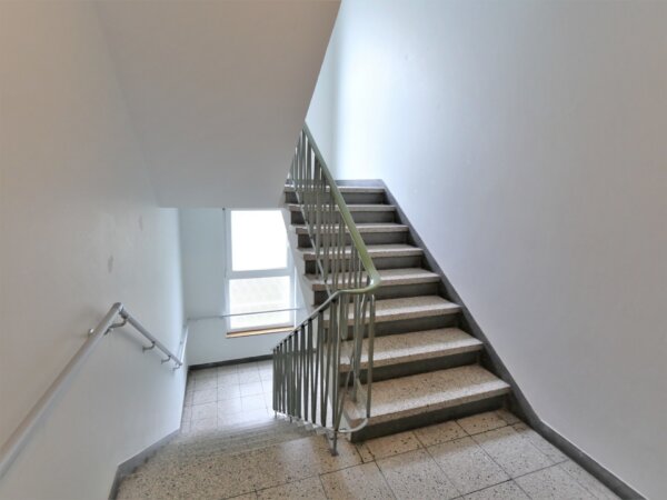 gepflegtes Treppenhaus