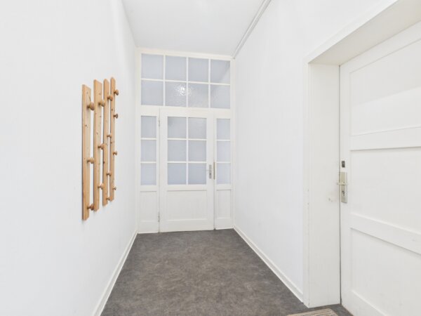 geteilter Vorraum der Wohnung