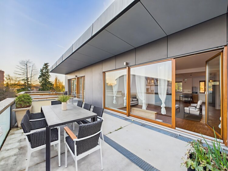 Wohnen über den Wolken – Ihre Penthouse-Wohnung mit Wohlfühlcharakter!