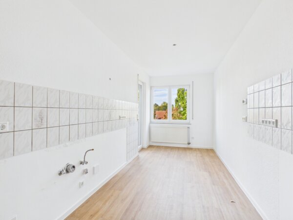 Küche ebenfalls mit Zugang zum Balkon