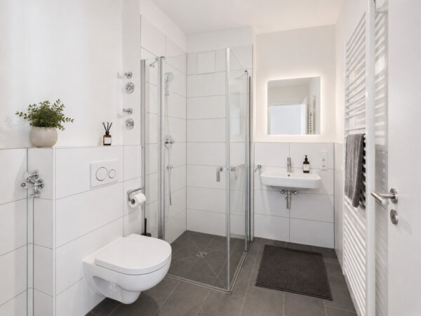 modernes Badezimmer