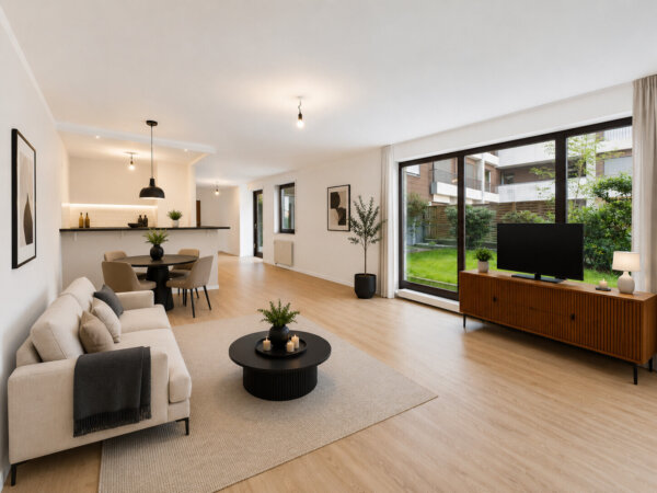 großzügiges Wohn-Esszimmer