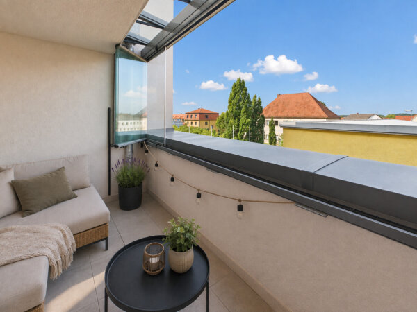 sonnige West-Loggia