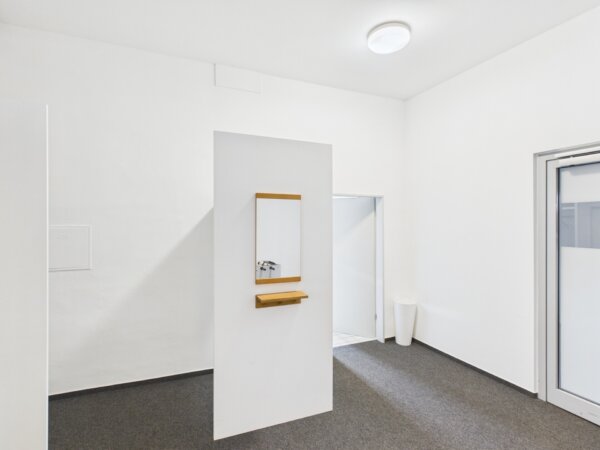 geräumiger Garderobenbereich